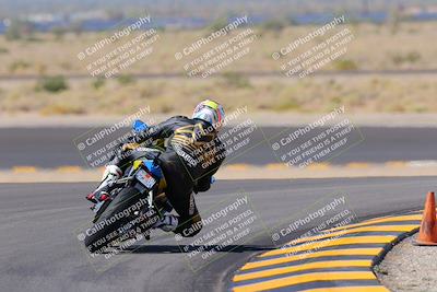 media/Oct-08-2022-SoCal Trackdays (Sat) [[1fc3beec89]]/Turn 11 Backside (1145am)/